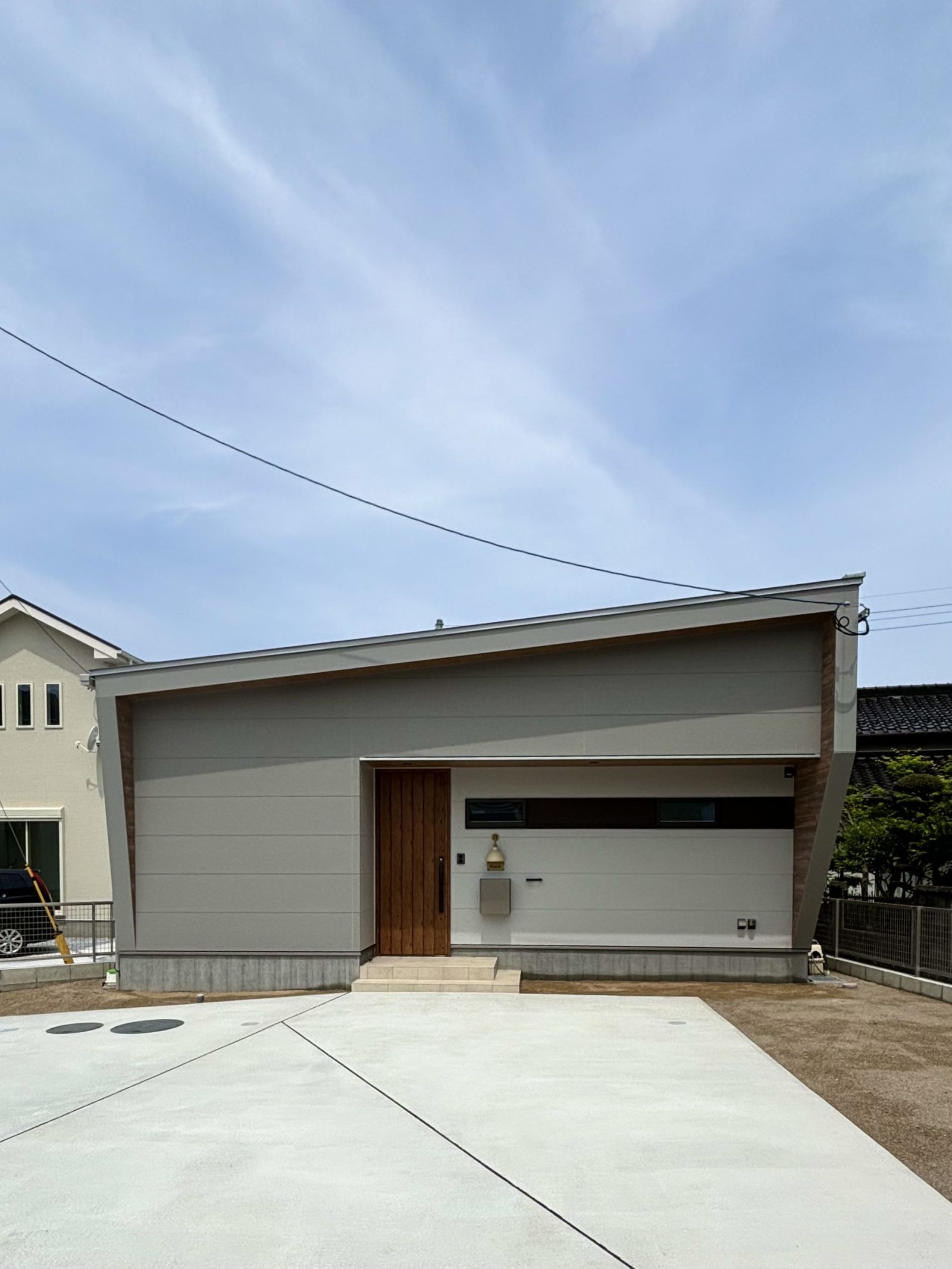 家事動線を極めたナチュラルモダン平屋