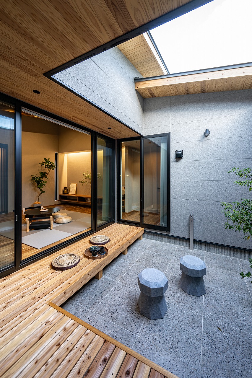 縁側中庭のある和モダン平屋